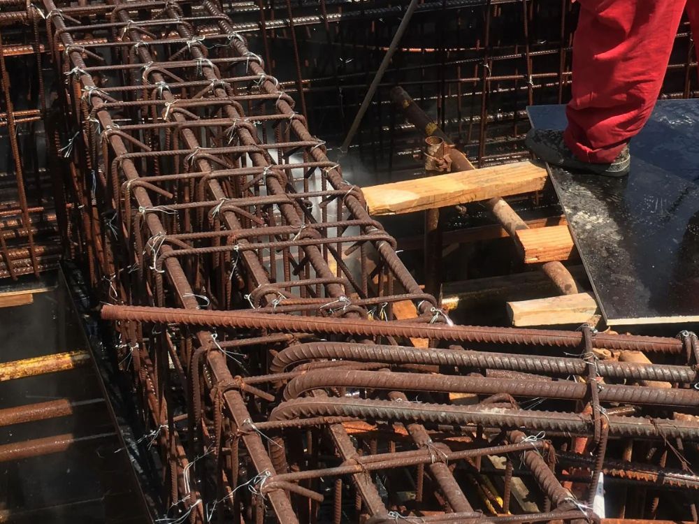 工地鋼筋生銹怎么辦？